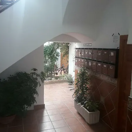 Bed For 4. Typical Quiet And Authentic Area *